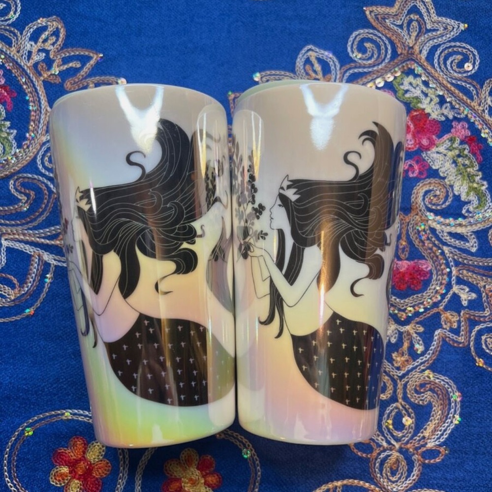 Rare siren Starbucks ceramic mugs 12 oz